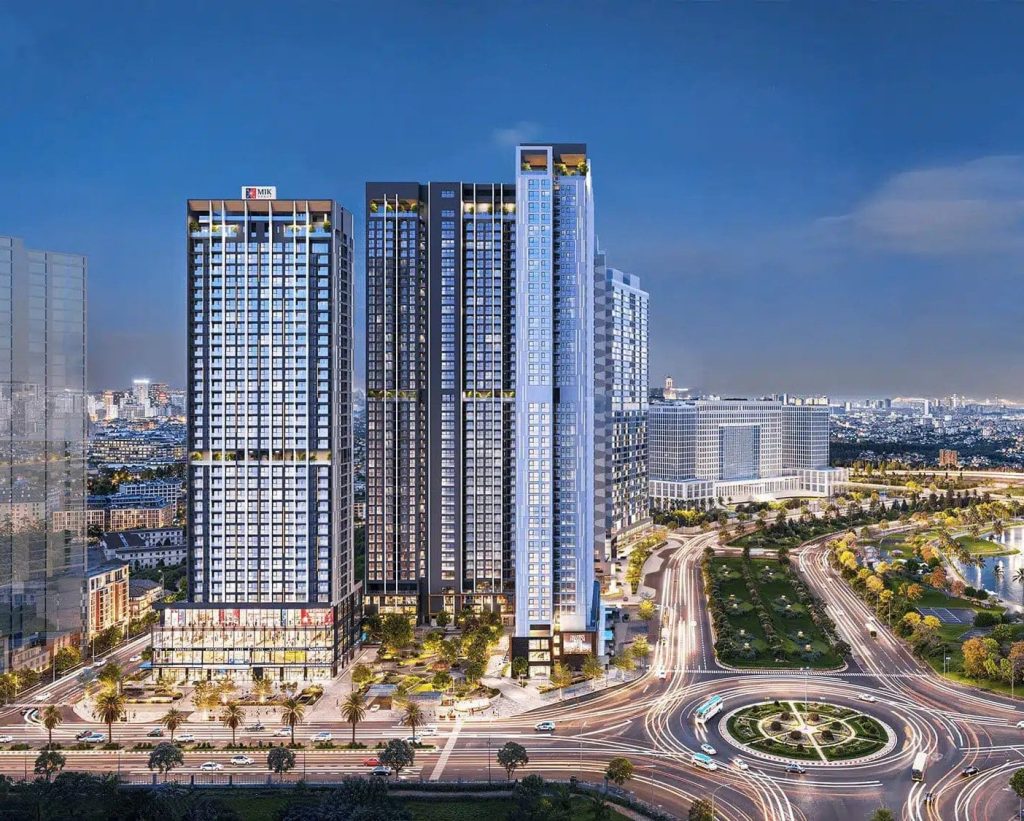 Mặt bằng Vinhomes Nguyễn Trãi - Cơ hội đầu tư tại khu đô thị cao cấp giữa lòng Hà Nội 3 Phối cảnh dự án Vinhomes Nguyễn Trãi về đêm với các tòa tháp cao tầng sáng đèn, đường giao thông hiện đại và khuôn viên cây xanh bao quanh.